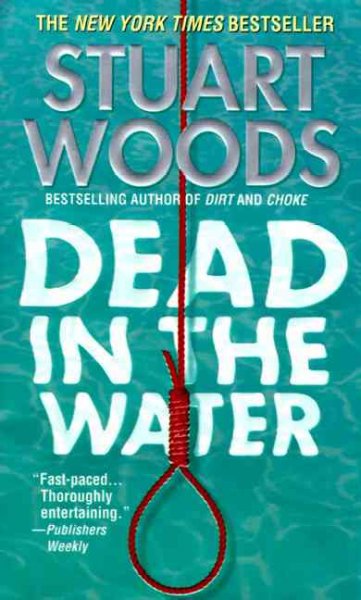 Dead in the water / Paperback Book